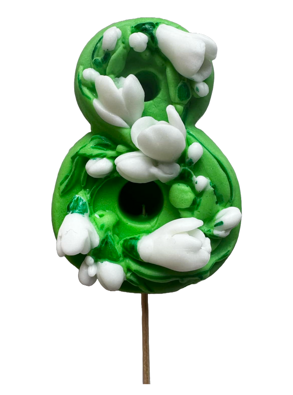 Edible decoration of sugar paste, spring