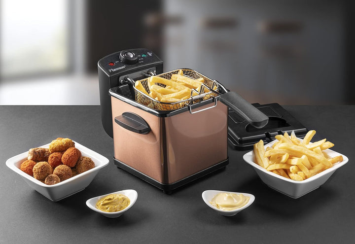 Bestron Öl-Fritteuse, Mini Fritteuse Für 1 Portion Pommes, Fisch Oder Nuggets, Inkl. Kaltzonentechnologie & Temperaturkontrolle Bis 190°C, Mit Edelstahlkorb, Sichtfenster & Ölfilter, Farbe: Kupfer